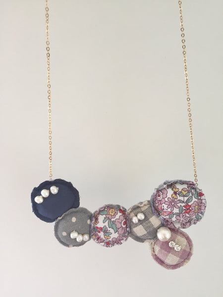 Bubbles necklace (BBB1)