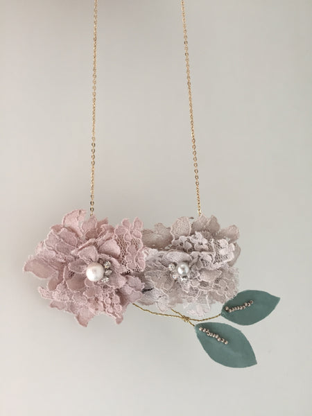 Lace Peony necklace (BLF2)