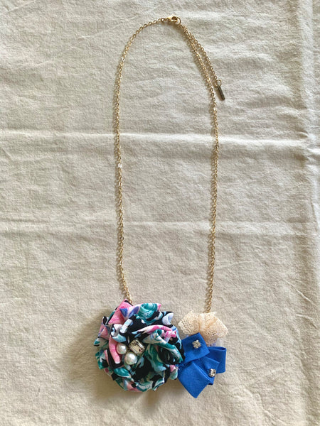 Ribbon Blossom necklace